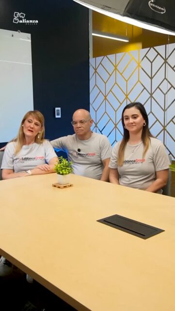 Conoce la historia detrás de La Blanca Group: Experiencia, familia y resultados🧑‍🧑‍🧒

Este proyecto no nació de la noche a la mañana. Es el resultado de 15 años de trayectoria en Real Estate, que evolucionó cuando la familia decidió unir fuerzas para ofrecer algo único: comunidad y confianza. 🤝

Conoce más acerca de @lablancagroupre y síguelos en todas sus redes sociales para apoyarlos🧩

Gracias por ser parte de nuestra hermosa comunidad🥰